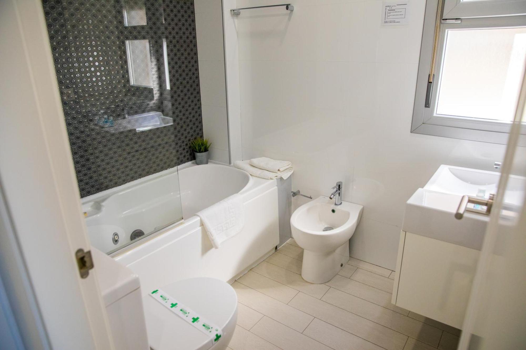 Apartahotel Enfasis-Group Эль-Куэрво Экстерьер фото